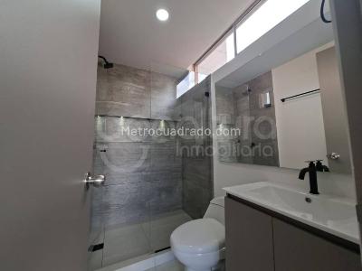 Apartamento de 2 alcobas en venta en San Remo, Sabaneta, 58 m² · foto 12 de 15
