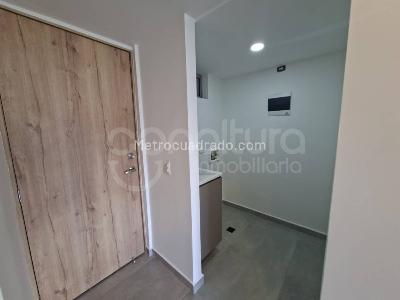 Apartamento de 2 alcobas en venta en San Remo, Sabaneta, 58 m² · foto 13 de 15