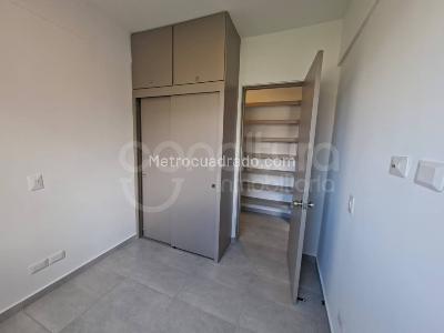 Apartamento de 2 alcobas en venta en San Remo, Sabaneta, 58 m² · foto 8 de 15