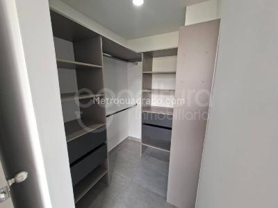 Apartamento de 2 alcobas en venta en San Remo, Sabaneta, 58 m² · foto 9 de 15
