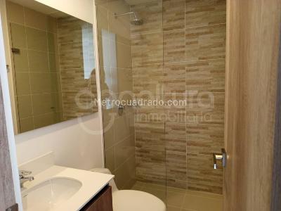 Apartamento de 3 alcobas en arriendo en Ciudad Del Rio, Medellín, 121 m² · foto 10 de 17