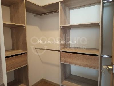 Apartamento de 3 alcobas en arriendo en Ciudad Del Rio, Medellín, 121 m² · foto 8 de 17