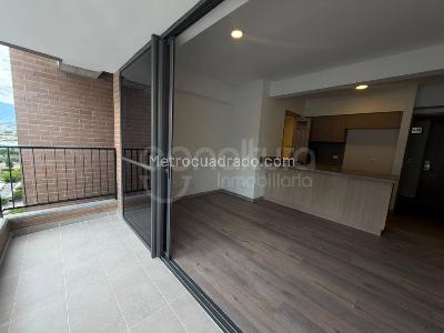 Apartamento en arriendo en Ciudad Del Rio, Medellín · foto 5 de 14