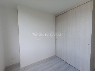 Apartamento en venta en Los Colores, Medellín · foto 12 de 18