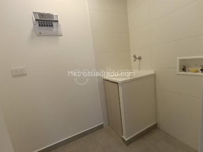 Apartamento en venta en Los Colores, Medellín · foto 13 de 18