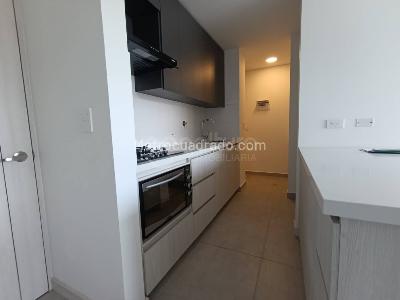 Apartamento en venta en Los Colores, Medellín · foto 3 de 18