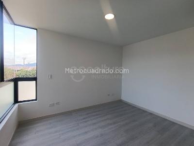 Apartamento en venta en Los Colores, Medellín · foto 9 de 18