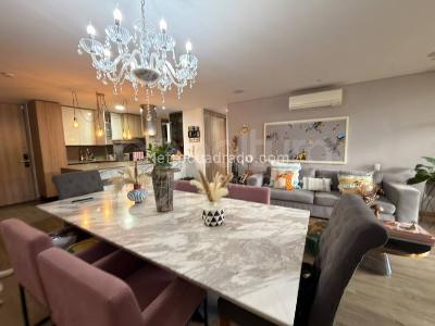 Apartamento de 3 alcobas en venta en El Poblado, Medellín, 202 m² · foto 3 de 20
