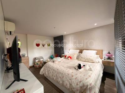 Apartamento de 3 alcobas en venta en El Poblado, Medellín, 202 m² · foto 9 de 20