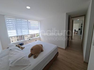 Apartamento de 2 alcobas en venta en San Jose, Sabaneta, 70 m² · foto 9 de 15