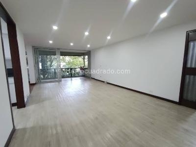 Apartamento de 3 alcobas en arriendo en Santa Maria De Los Angeles, Medellín, 145 m² · foto 4 de 20