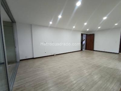 Apartamento de 3 alcobas en arriendo en Santa Maria De Los Angeles, Medellín, 145 m² · foto 6 de 20