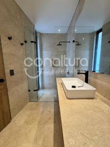 Apartamento en arriendo en Poblado, Medellín · foto 9 de 11