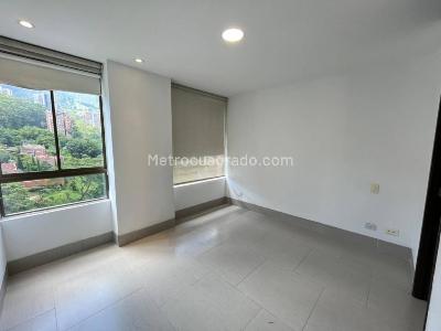Apartamento de 2 alcobas en arriendo en Altos Del Poblado, Medellín, 72 m² · foto 6 de 15