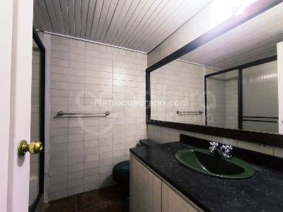 Apartamento de 2 alcobas en arriendo en Medellin, Medellín, 80 m² · foto 12 de 13