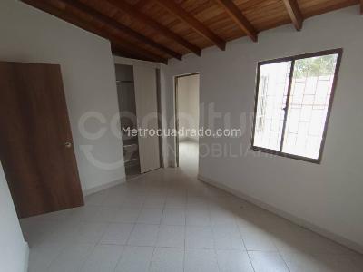 Casa de 4 alcobas en arriendo en Medellin, Medellín, 160 m² · foto 12 de 15