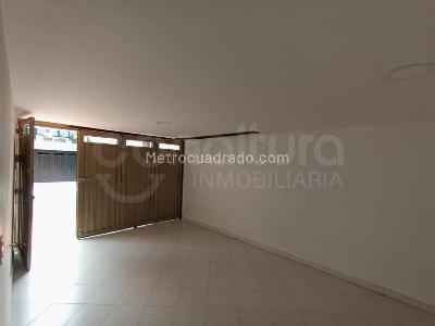 Casa de 4 alcobas en arriendo en Medellin, Medellín, 160 m² · foto 3 de 15