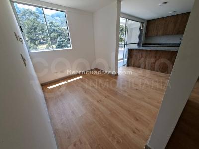 Apartamento de 2 alcobas en arriendo en Envigado, Envigado, 61 m² · foto 5 de 14
