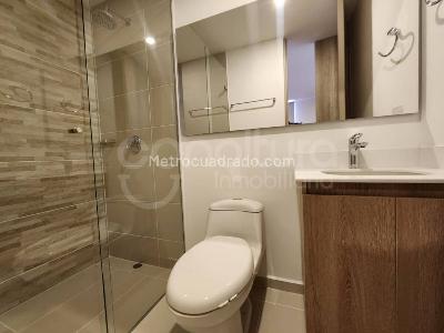 Apartamento de 2 alcobas en arriendo en Medellin, Medellín, 70 m² · foto 8 de 10