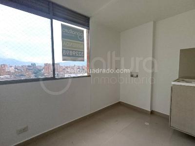 Apartamento de 2 alcobas en arriendo en Medellin, Medellín, 77 m² · foto 9 de 14