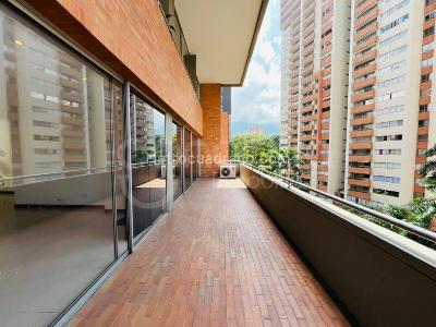 Apartamento de 2 alcobas en arriendo en Medellin, Medellín, 120 m² · foto 14 de 15