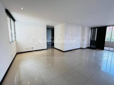 Apartamento de 2 alcobas en arriendo en Medellin, Medellín, 120 m² · foto 5 de 15