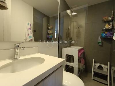Apartamento de 3 alcobas en arriendo en Medellin, Medellín, 85 m² · foto 10 de 12