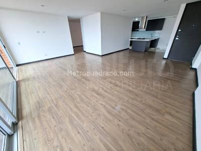 Apartamento de 3 alcobas en arriendo en Envigado, Envigado, 150 m² · foto 3 de 15