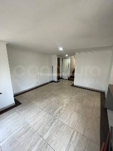 Casa de 5 alcobas en arriendo en Medellin, Medellín, 400 m² · foto 11 de 15