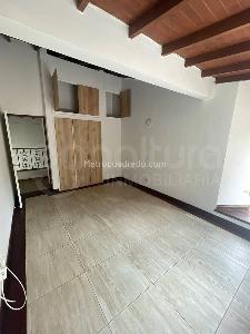 Casa de 5 alcobas en arriendo en Medellin, Medellín, 400 m² · foto 13 de 15