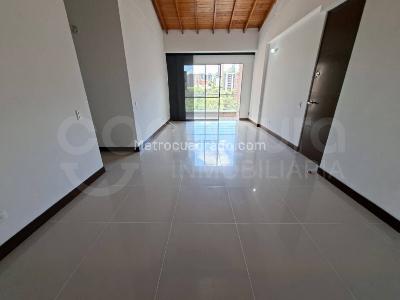 Apartamento de 3 alcobas en arriendo en Envigado, Envigado, 94 m² · foto 3 de 14