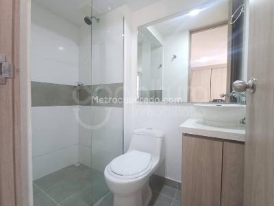 Apartamento de 2 alcobas en arriendo en Envigado, Envigado, 61 m² · foto 14 de 15