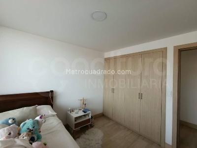 Apartamento de 3 alcobas en arriendo en Medellin, Medellín, 130 m² · foto 7 de 15