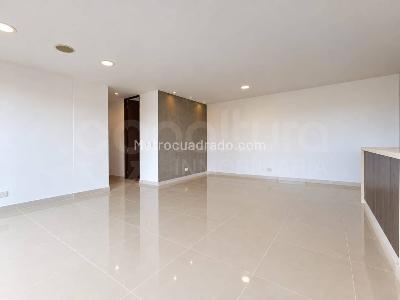 Apartamento de 3 alcobas en arriendo en Envigado, Envigado, 100 m² · foto 10 de 12