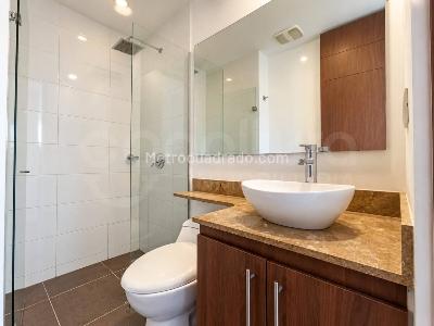 Apartamento de 3 alcobas en arriendo en Envigado, Envigado, 100 m² · foto 9 de 12
