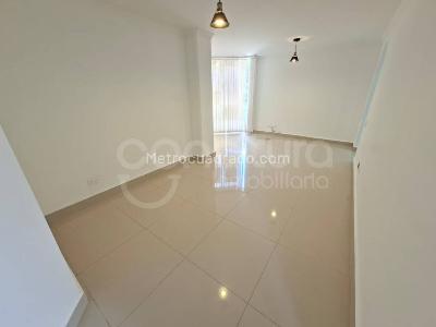 Apartamento de 3 alcobas en arriendo en Envigado, Envigado, 70 m² · foto 2 de 13