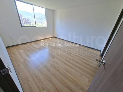 Apartamento de 2 alcobas en arriendo en Envigado, Envigado, 85 m² · foto 9 de 13