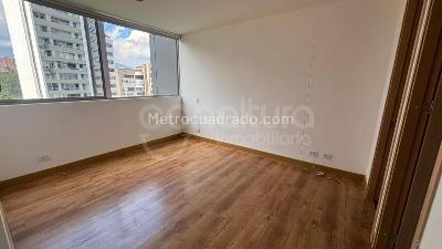Apartamento de 3 alcobas en arriendo en Medellin, Medellín, 94 m² · foto 4 de 8