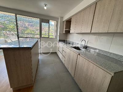 Apartamento de 2 alcobas en arriendo en Medellin, Medellín, 66 m² · foto 2 de 15