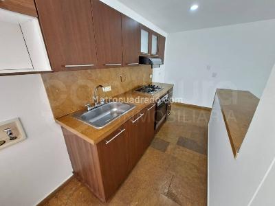 Apartamento de 2 alcobas en arriendo en Envigado, Envigado, 85 m² · foto 2 de 14