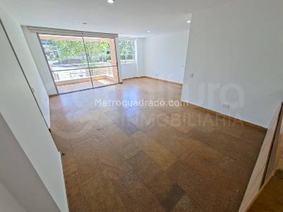 Apartamento de 2 alcobas en arriendo en Envigado, Envigado, 85 m² · foto 4 de 14