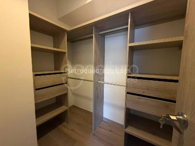 Apartamento de 3 alcobas en arriendo en Medellin, Medellín, 79 m² · foto 11 de 14