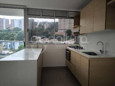 Apartamento de 3 alcobas en arriendo en Medellin, Medellín, 88 m² · foto 2 de 15