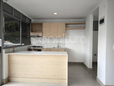 Apartamento de 3 alcobas en arriendo en Medellin, Medellín, 88 m² · foto 3 de 15