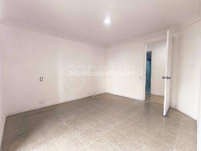 Apartamento de 3 alcobas en arriendo en Medellin, Medellín, 137 m² · foto 10 de 15
