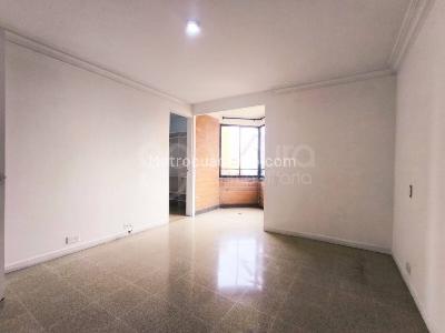 Apartamento de 3 alcobas en arriendo en Medellin, Medellín, 137 m² · foto 11 de 15