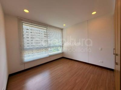 Apartamento de 2 alcobas en arriendo en Medellin, Medellín, 109 m² · foto 11 de 15