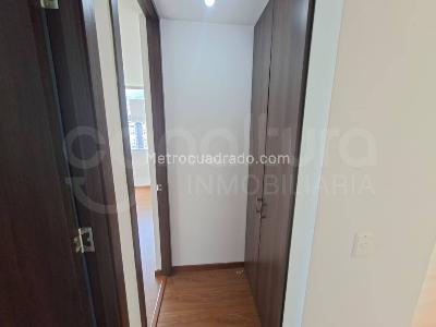Apartamento de 2 alcobas en arriendo en Envigado, Envigado, 75 m² · foto 11 de 13
