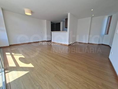 Apartamento de 2 alcobas en arriendo en Envigado, Envigado, 75 m² · foto 4 de 13