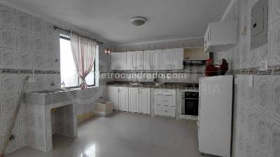 Apartamento de 2 alcobas en arriendo en Medellin, Medellín, 85 m² · foto 2 de 13